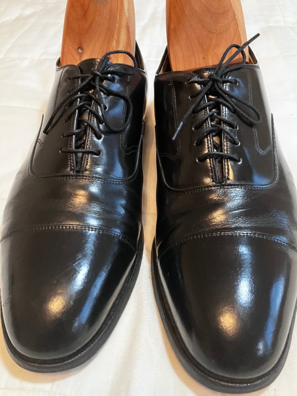 Johnson and Murphy Optima Made in the USA Men's Black 11 1/2 Cap Toe Shoes